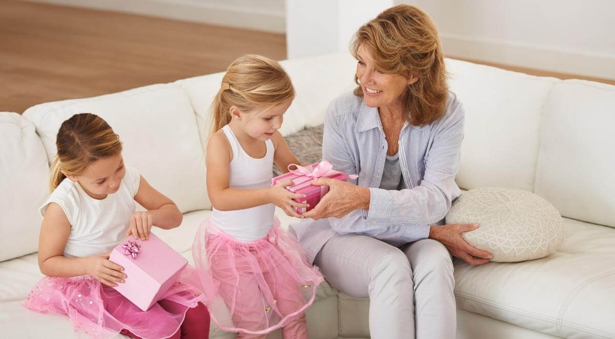 Why Theater Lessons Are the Perfect Gift