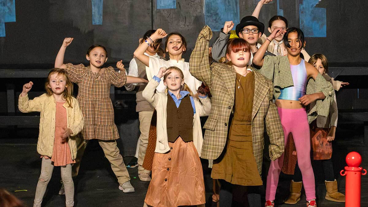 Annie Kids, December 15-17, 2023